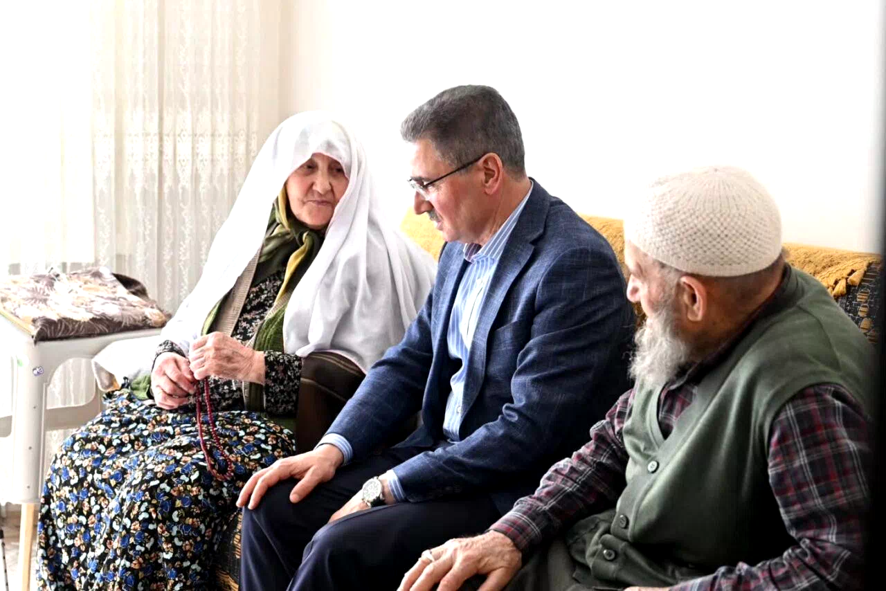 Vali Aydın Baruş’tan vefa