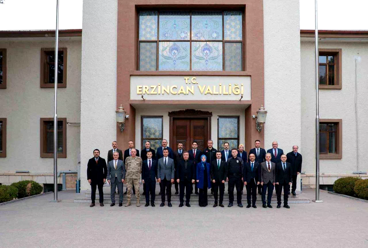 Vali Aydoğdu başkanlığında 29. Birim Amirleri Toplantısı yapıldı
