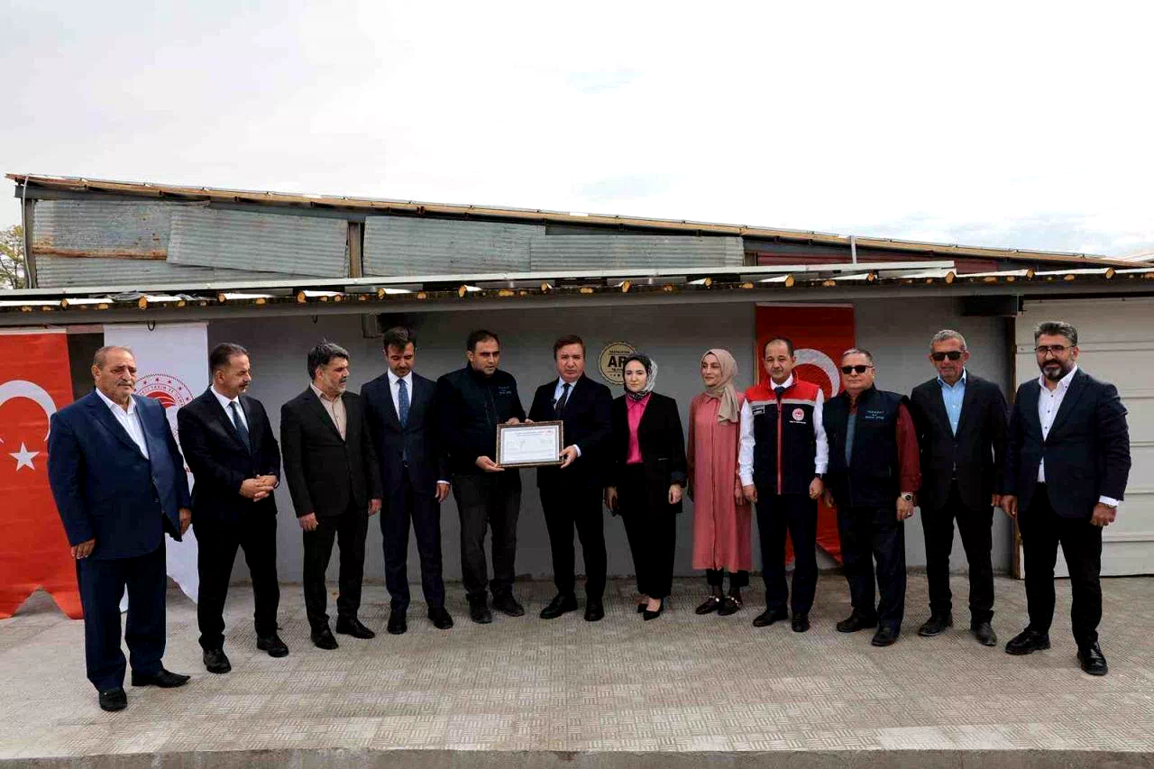 Vali Aydoğdu: “Kaliteli üretimin ve üreticinin yanındayız”