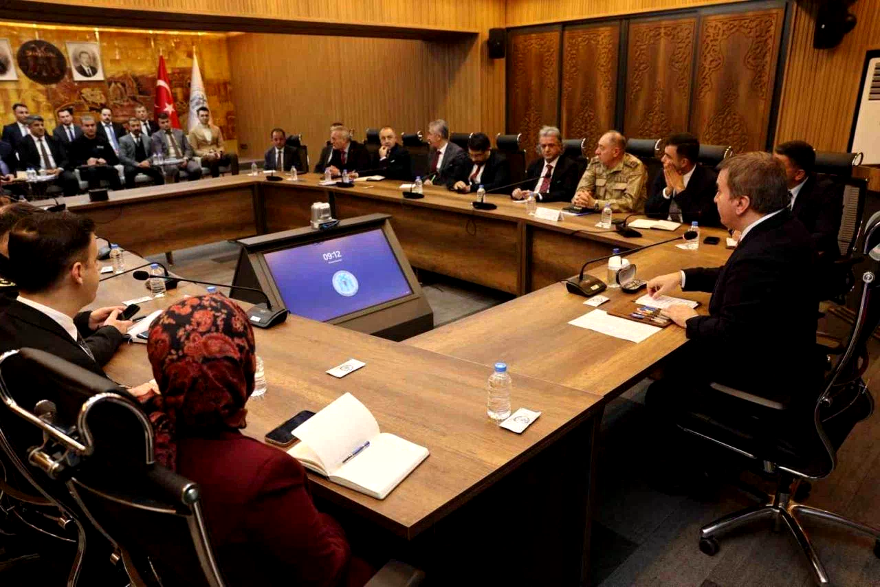 Vali Aydoğdu: “Önceliğimiz vatandaş memnuniyeti”