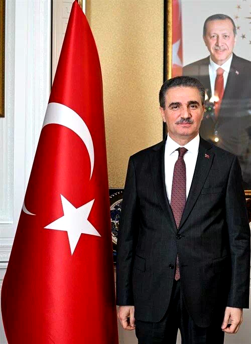Vali Baruş’tan 19 Mayıs mesajı; “Türk gençliği dünyaya liderlik edecek konumdadır”