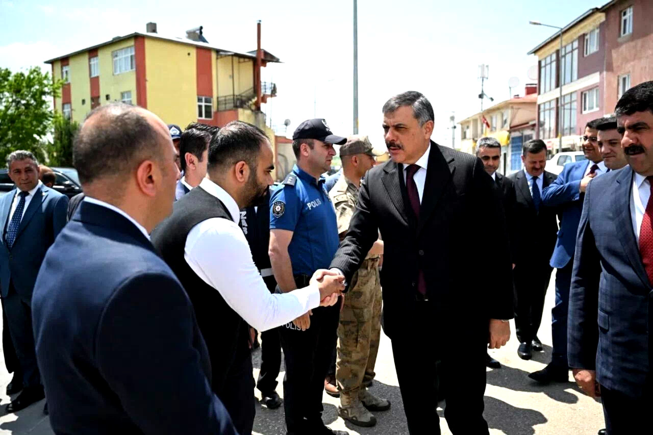Vali Çiftçi’den Köprüköy çıkarması