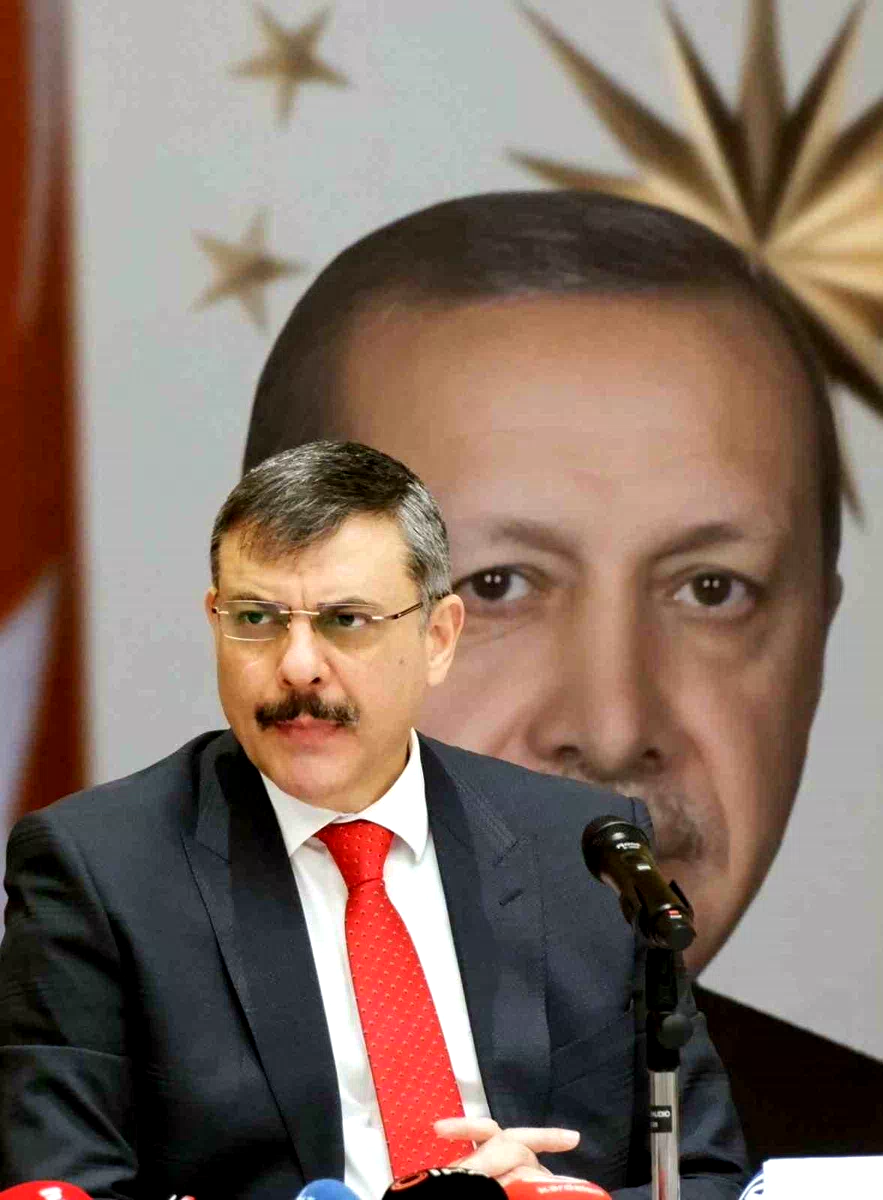 Vali Çiftçi; “Eğitim neferlerimizi minnetle yâd ediyorum”
