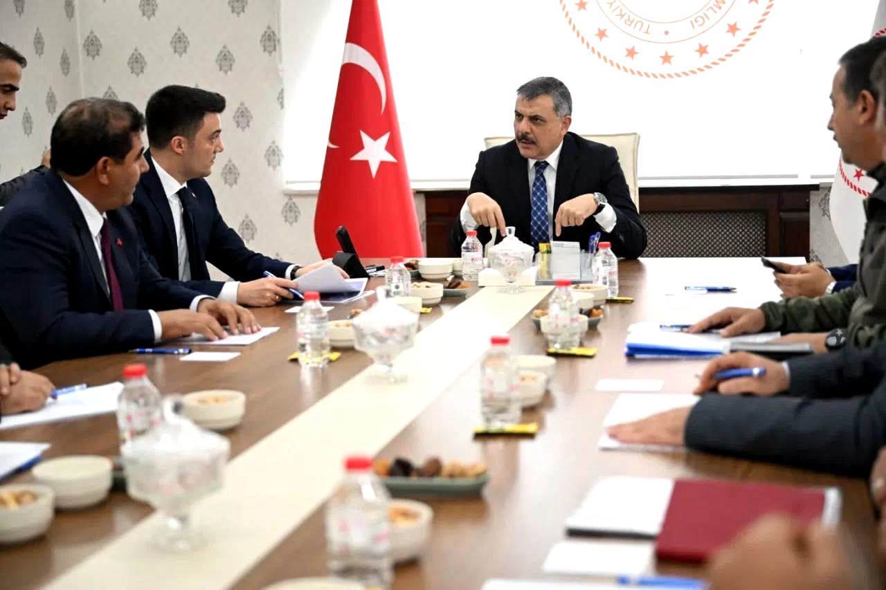 Vali Çiftçi, Horasan’da