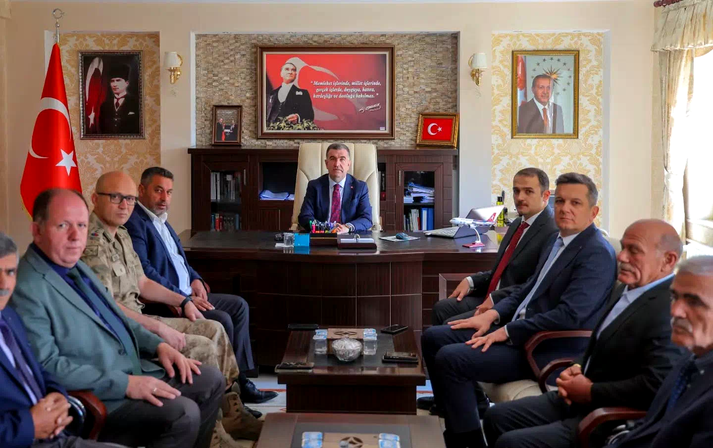 Vali Eldivan’dan Kaymakam Ahat’a hayırlı olsun ziyareti