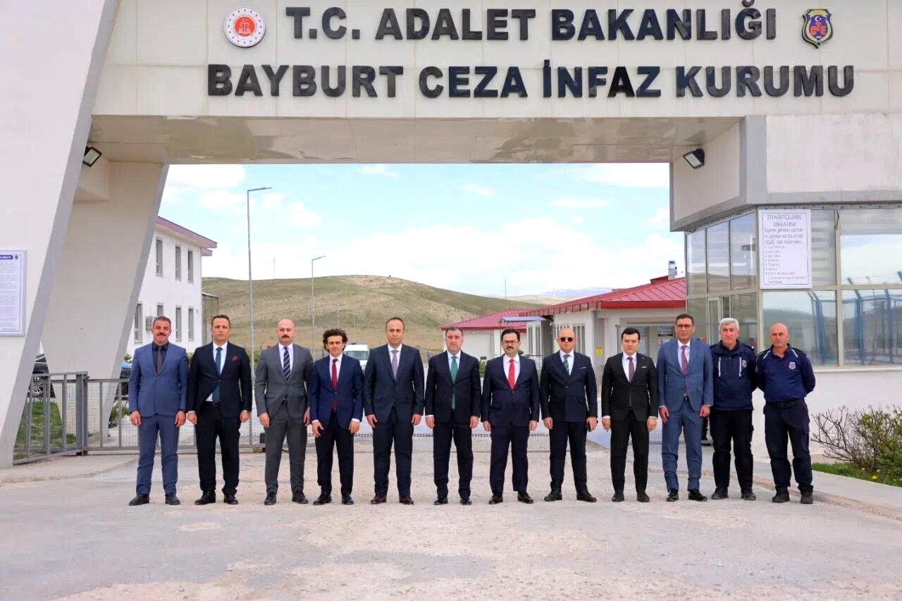 Vali Elidvan, Açık Ceza İnfaz Kurumu Müdürlüğü’nü ziyaret etti