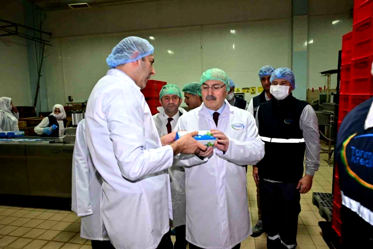 Vali Köşger, Acıpayam’da temaslarda bulundu