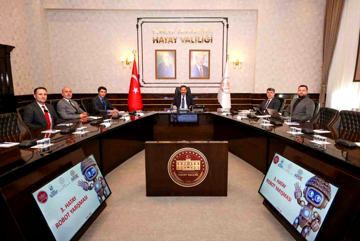 Vali Masatlı, HatayBOT Robot Yarışması hazırlıklarını değerlendirdi
