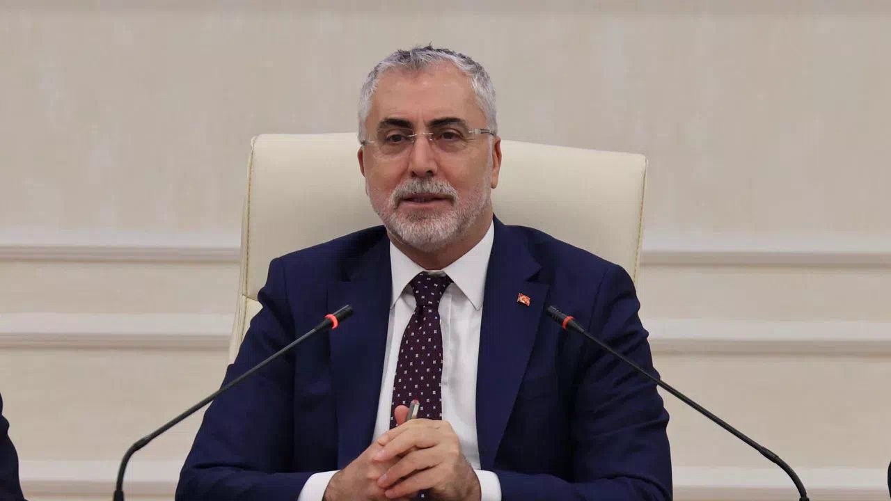 Vedat Işıkhan: 343 bin 770 açık iş tespit edildi