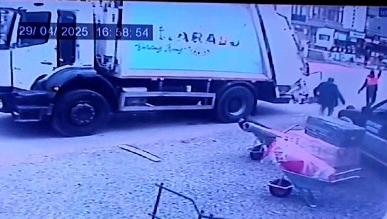 Yaşlı adamı ezen çöp kamyonu şoförü adli kontrolle serbest kaldı