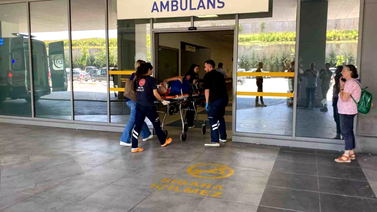 Yaşlı çifti kaza ayırdı