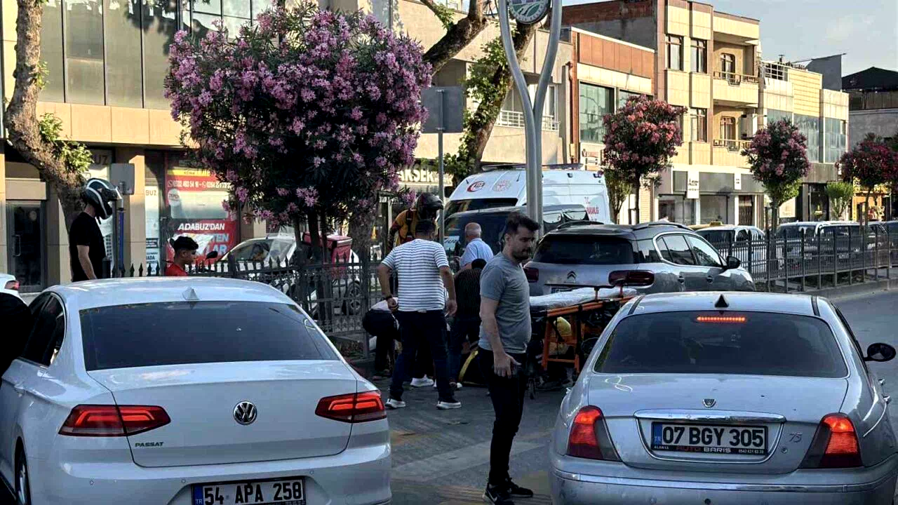 Yaya geçidinden geçerken otomobilin çarptığı kadın yaralandı