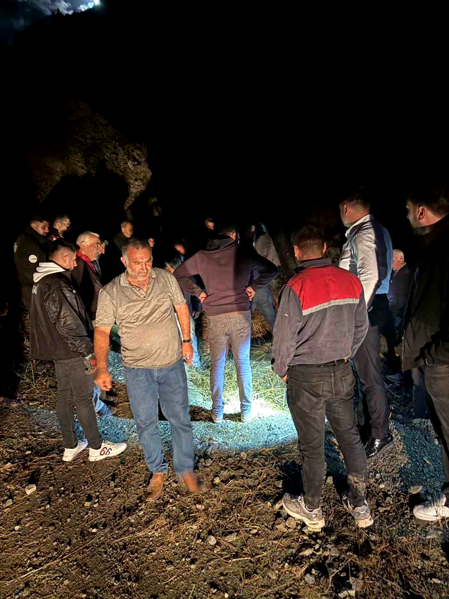 Yaylada kalp krizi geçirerek hayatını kaybeden şahsın cenazesi AFAD ekiplerince özel araçlarla indirildi