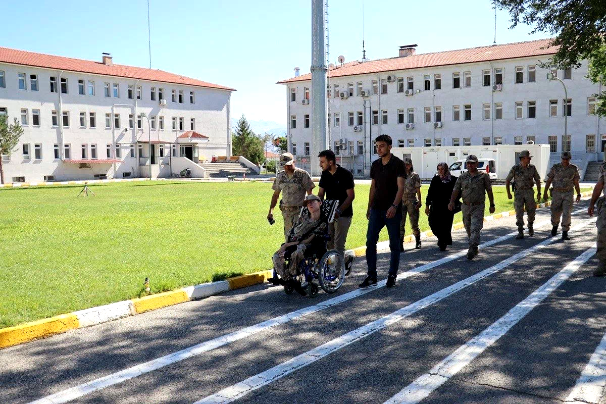 Yeniçeri’nin üniforma hayali gerçek oldu