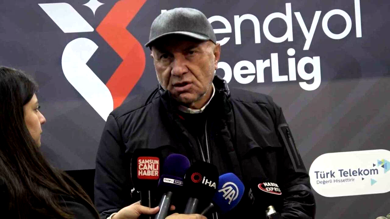 Yüksel Yıldırım: “Bazı futbolcular Samsunspor’da oynamayı hak etmiyorlar”