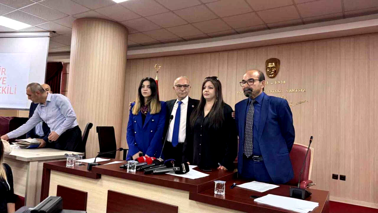 Yüreğir Belediye Başkanvekilliği’ne Cafer Boyraz seçildi