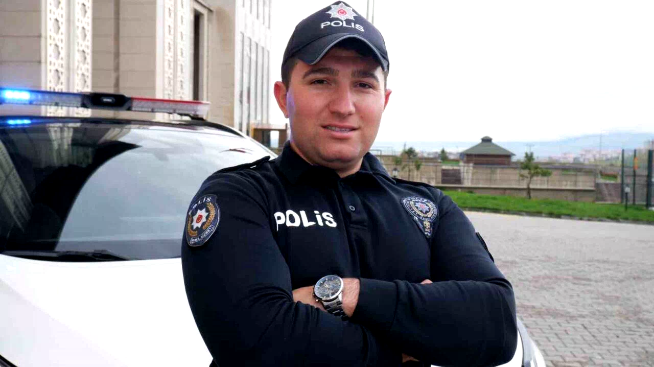 Yürekleri ısıtan o görüntülerdeki polisi memuru ve kazazede kız konuştu