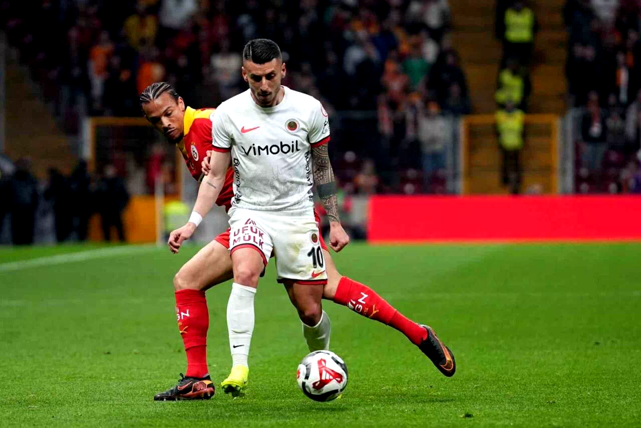 Ziraat Türkiye Kupası: Galatasaray: 0 – Gençlerbirliği: 0 (İlk yarı)