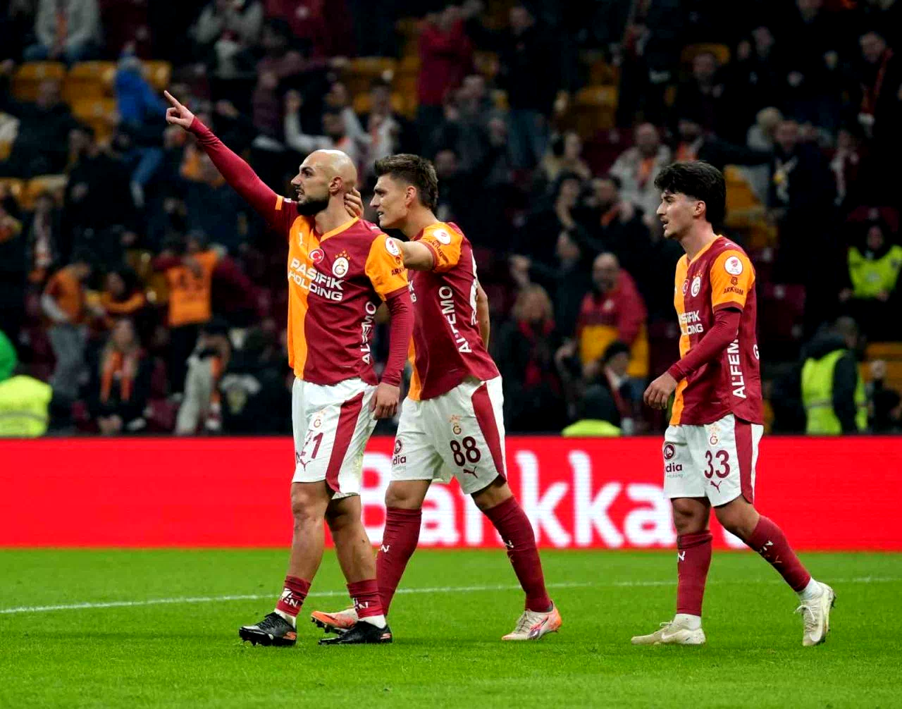 Ziraat Türkiye Kupası: Galatasaray: 1 – RAMS Başakşehir: 0 (İlk yarı)