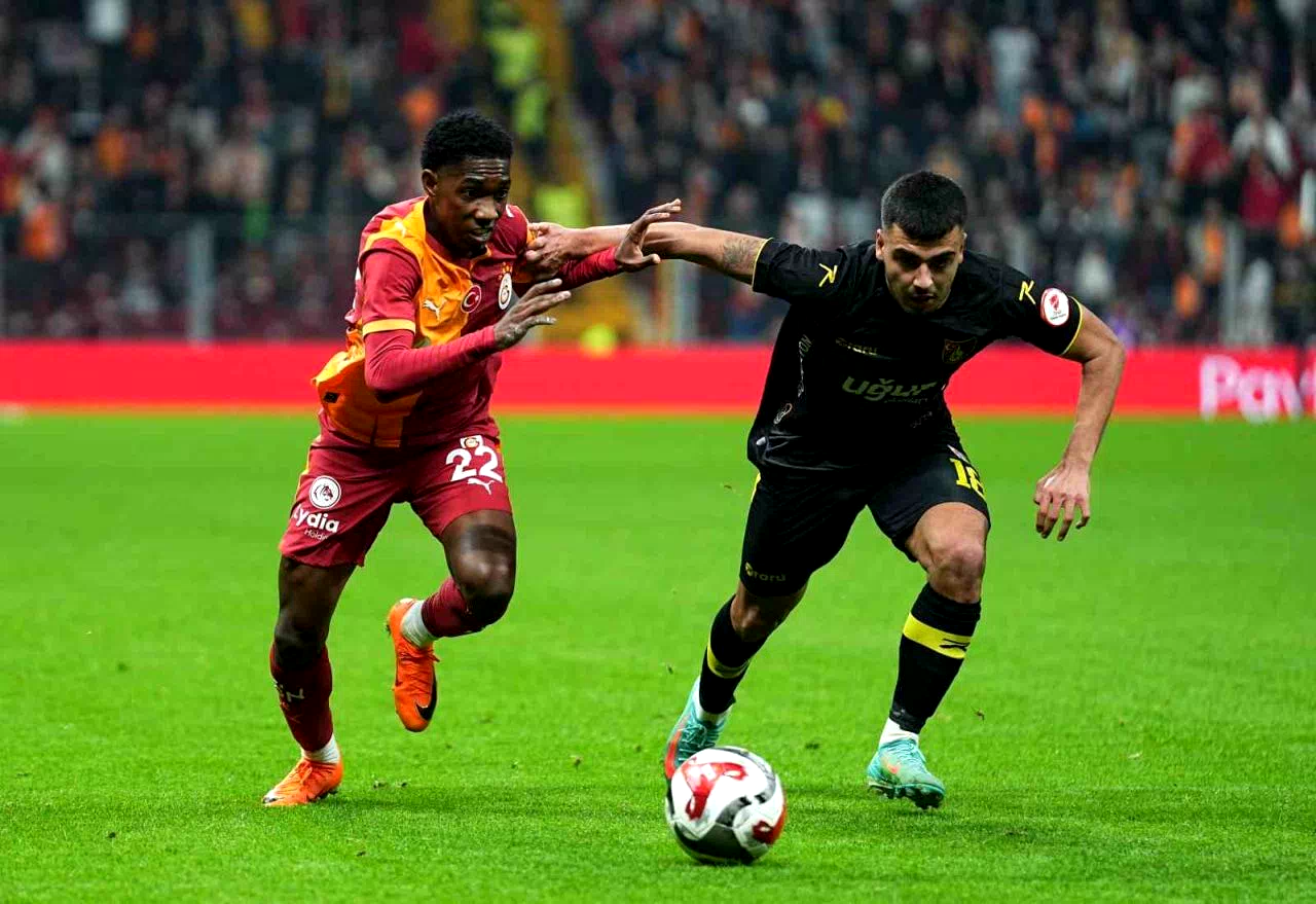 Ziraat Türkiye Kupası: Galatasaray: 3 – İstanbulspor: 1 (İlk yarı)