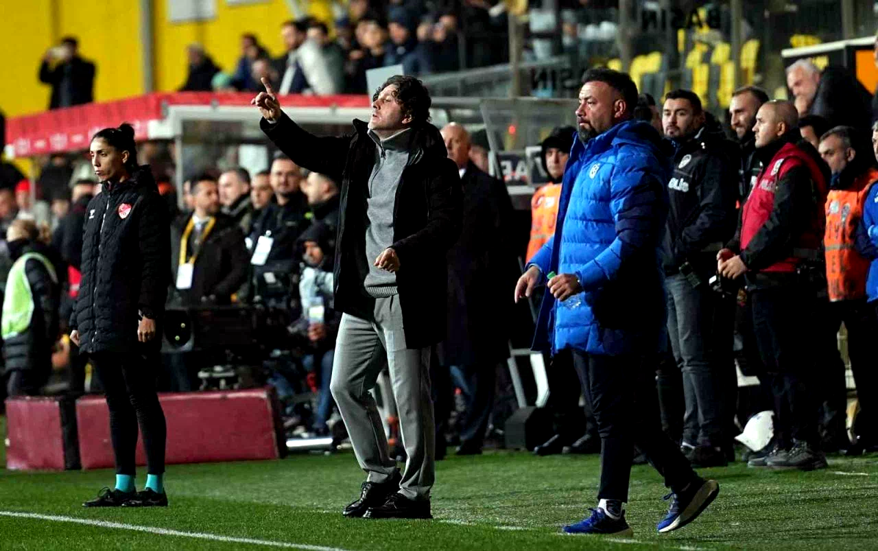 Ziraat Türkiye Kupası: İstanbulspor: 1 – Trabzonspor: 1 (İlk yarı)