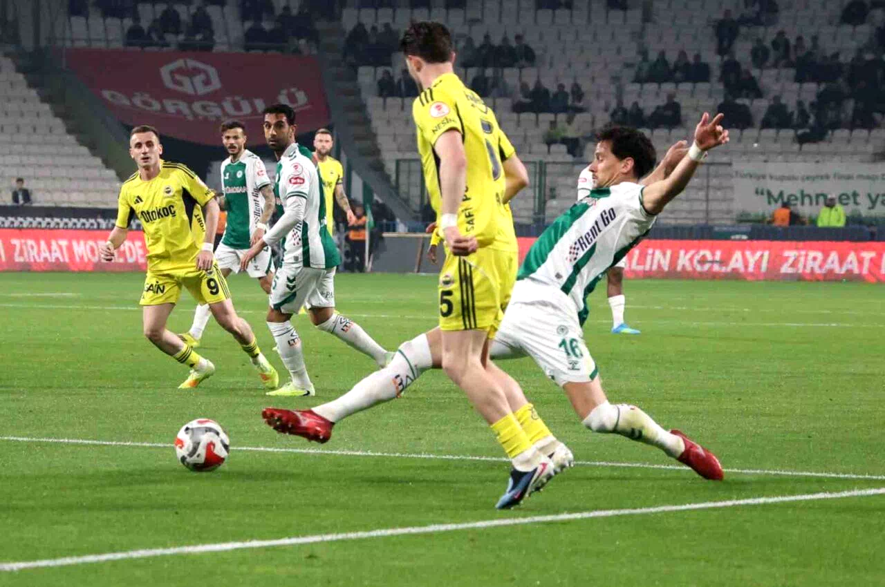 Ziraat Türkiye Kupası: Konyaspor: 0 – Fenerbahçe: 0 (İlk yarı)