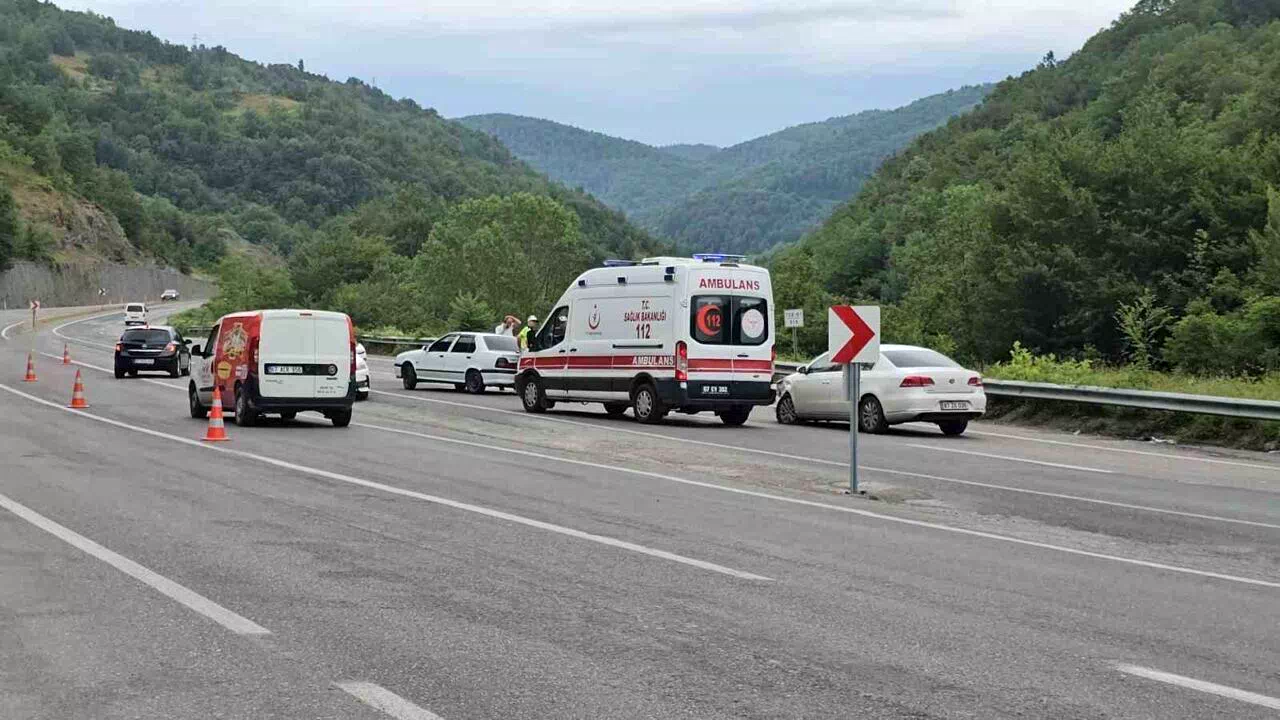 Zonguldak-Ankara yolundaki kazada 1 kişi yaralandı