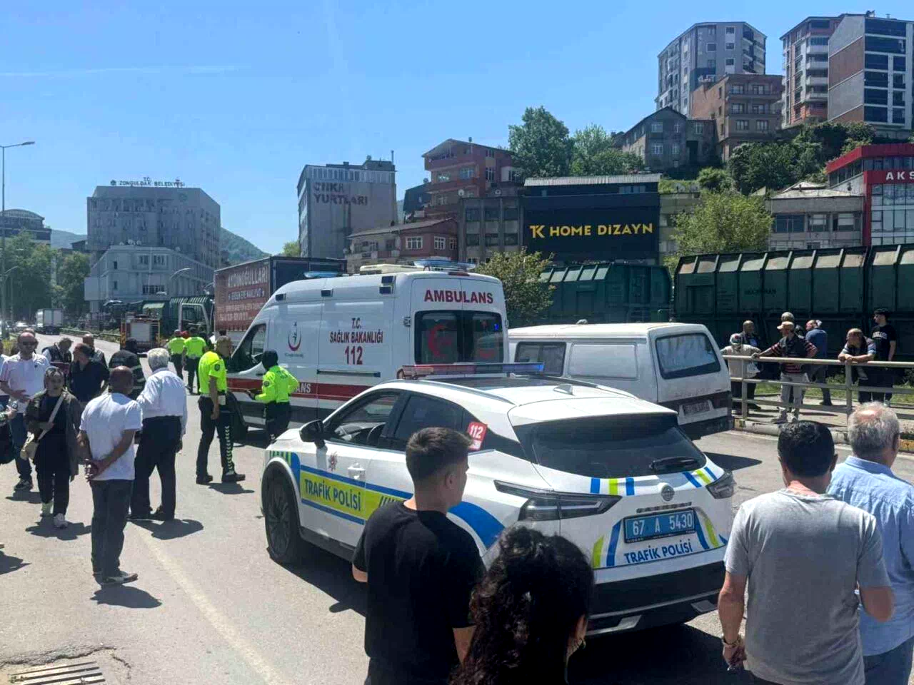 Zonguldak çevre yolunda feci kaza; 80 yaşındaki yaya ağır yaralandı