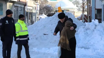 Son 30 yılın en yoğun kar yağışı ile karşı karşıya