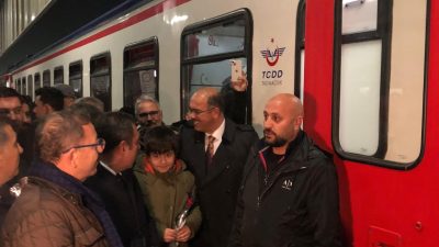 Ankara’dan dün hareket eden turistik doğu ekspresi dün gece saat