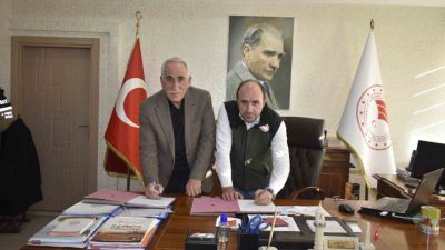 İl Tarım ve Orman Müdürlüğü tarafından yapılan sığırların küpeleme ve