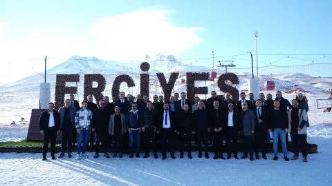 Türkiye Futbol Federasyonu 1. Başkan Vekili, İcra Kurulu Üyesi,Mecnun Otyakmaz