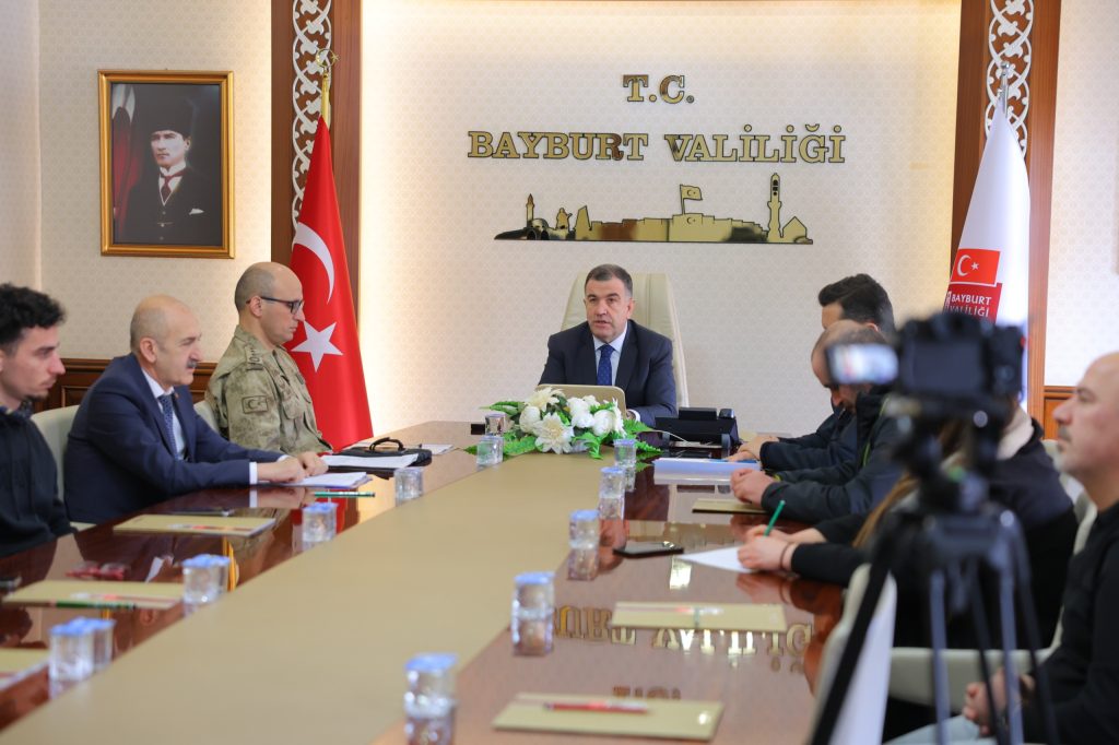 Bayburt'ta Asayiş Ve Güvenlik Bilgilendirme Toplantısı Gerçekleştirildi.