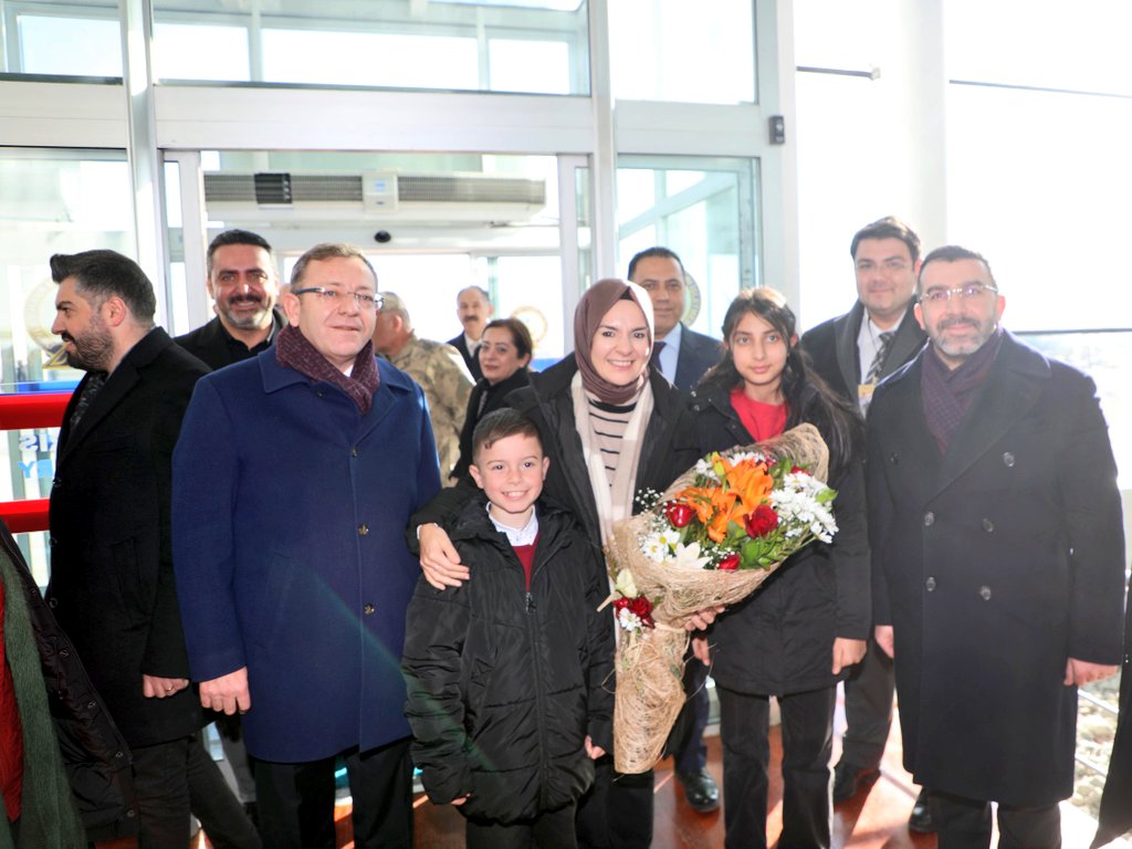 Aile ve Sosyal Hizmetler Bakanı Mahinur Göktaş, Kars'ta