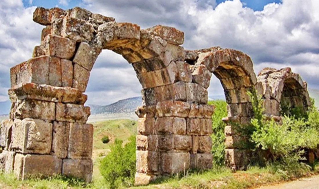 Isparta’nın Yalvaç ilçesinde bulunan,