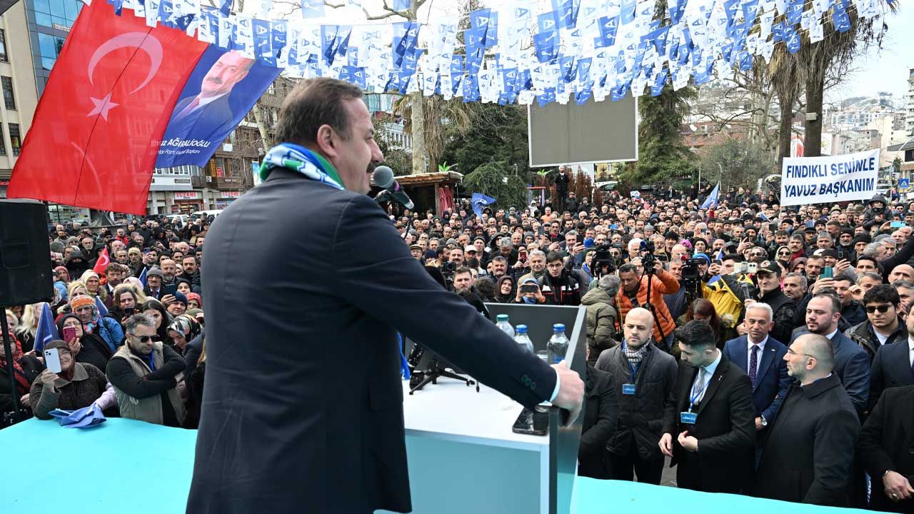 Anahtar Parti Genel Başkan Yavuz Ağıralioğlu, partisinin Rize Halk Buluşması,