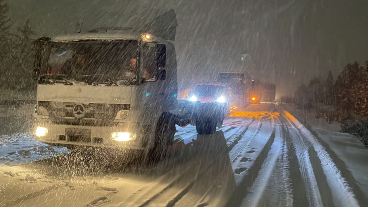 Kar yağışı nedeniyle İstanbul, Ankara başta olmak üzere 6 ilde