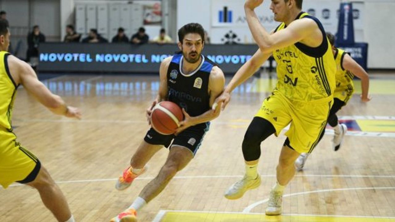 Türkiye Basketbol Ligi İlkan Karaman Sezonu, 25. hafta karşılaşmasında deplasmanda