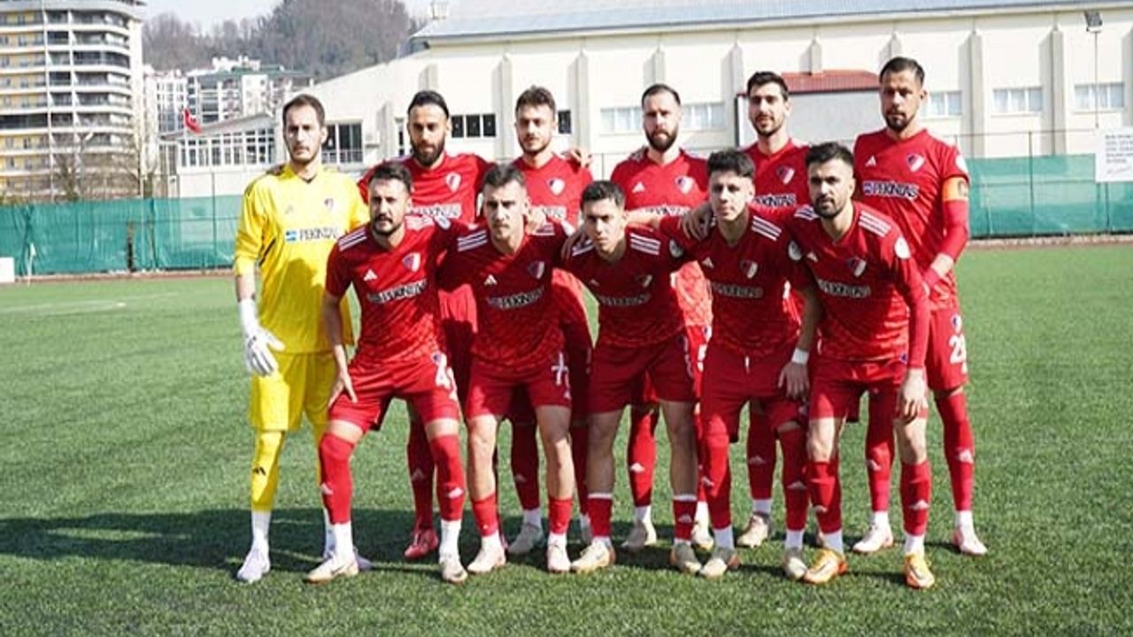 Artvin Hopaspor karşısında galibiyeti kaçıran Düzce Cam Düzcespor 1-1 tamamladığı