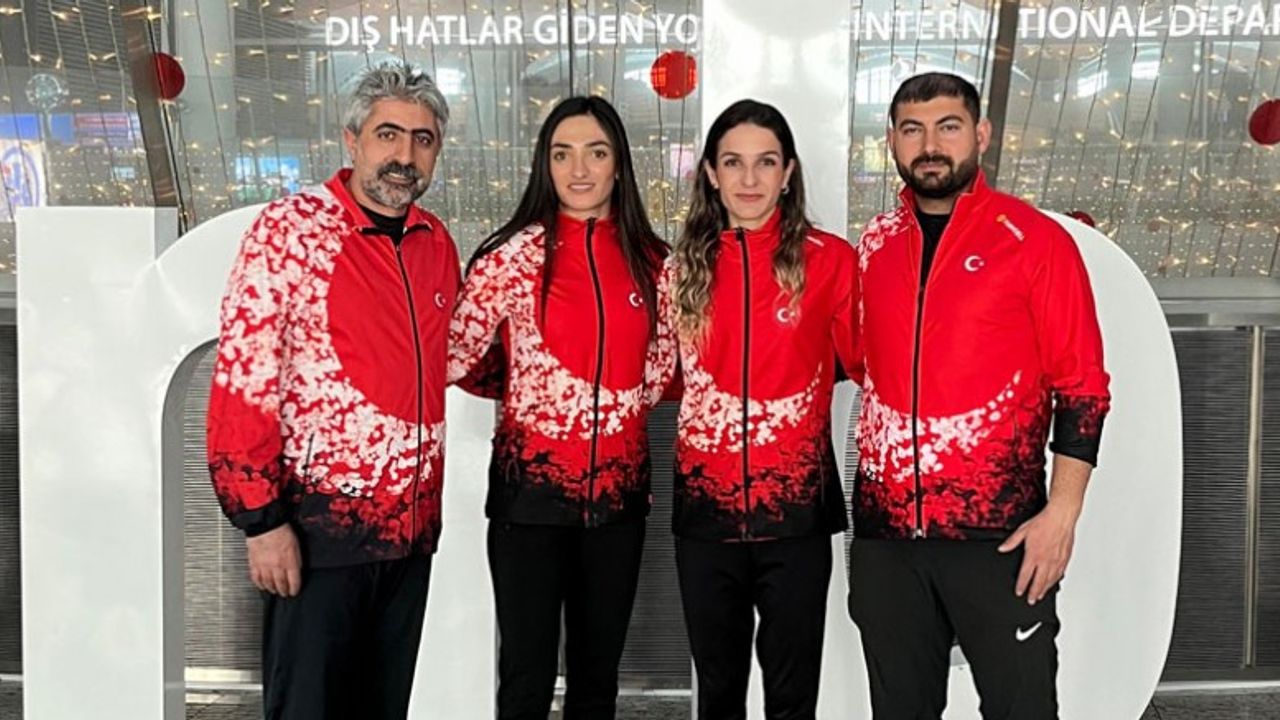 Karslı milli sporcular, "Balkan Büyükler Salon Atletizm Sampiyonası"nda şampiyon oldular.