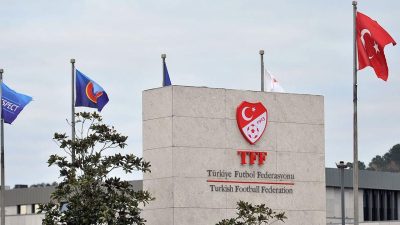 PFDK, Fenerbahçe Teknik Direktörü Jose Mourinho’ya 4, Galatasaray Teknik Direktörü