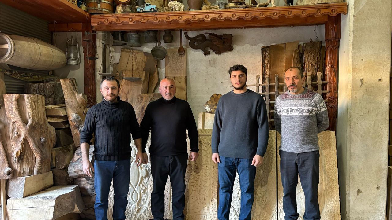 Karadeniz’in zengin kültürel mirasını yaşatmaya adanmış bir sanat ailesi, hem