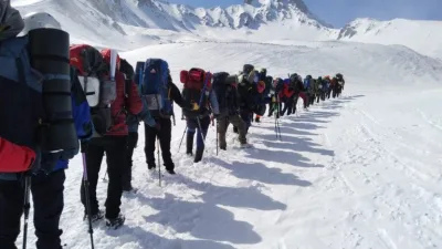 Türkiye Dağcılık Federasyonu, 16. Erciyes Dağı Uluslararası Tırmanışı'nı Kayseri'de gerçekleştirdi.