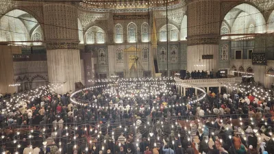 "Bin aydan daha hayırlı" olarak bilinen Kadir Gecesi, bu yıl