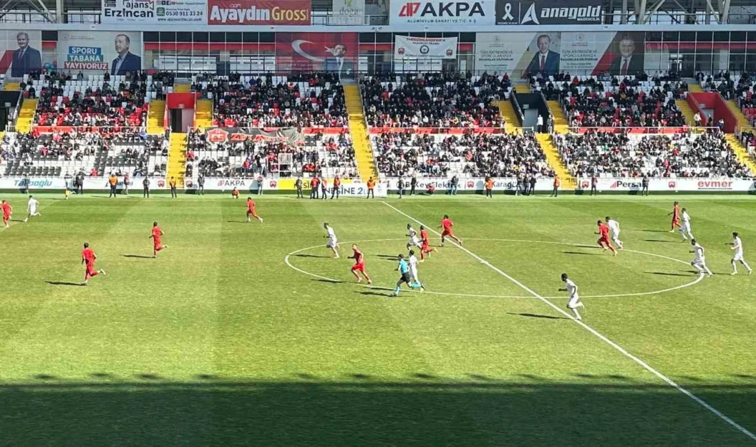 TFF 2. Lig Beyaz Grup'ta 24Erzincanspor ile Kepez sporu arasındaki