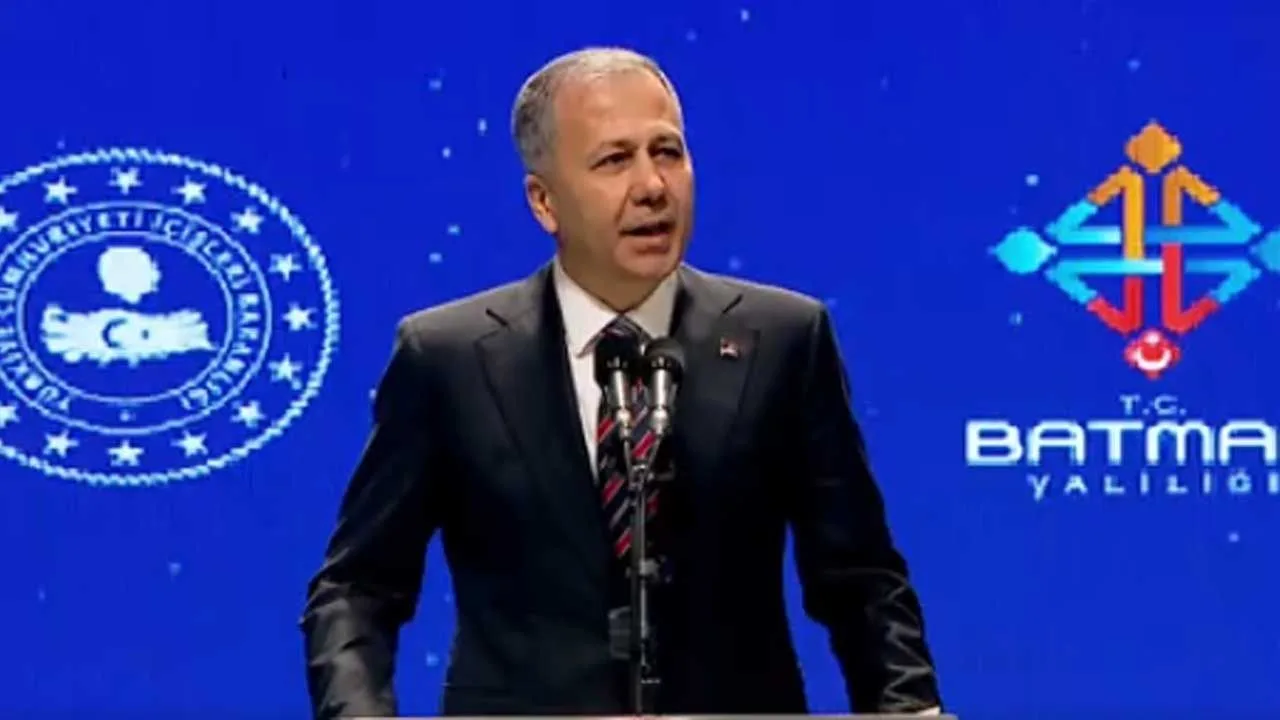 İçişleri Bakanı Ali Yerlikaya, Batman'daki temasları kapsamında Valiliği ziyaret ederek