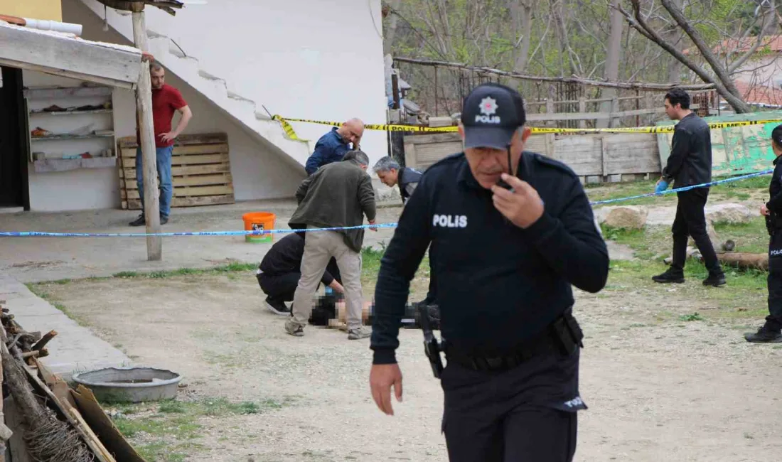 Amasya'da 28 yaşındaki Recep Tayyip Gedizli evinin önünde 17 yaşındaki