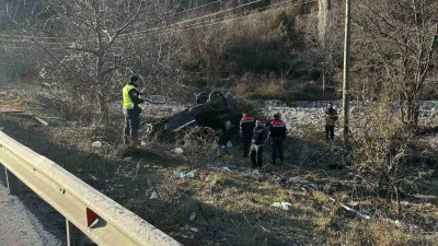 Amasya'nın Gümüşhacıköy ilçesinde hafif ticari aracın devrilmesi sonucu bir kişi