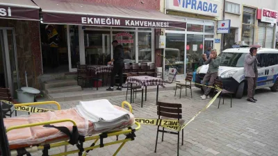 Kastamonu'nun Devrekani ilçesinde evlilik sebebiyle yaşanan kavgada amca ve yeğeni