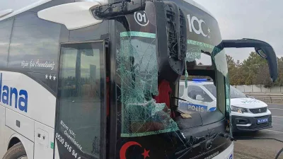Ankara'da kontrolden çıkan otobüsün beton bariyere çarpması sonucu 16 kişi